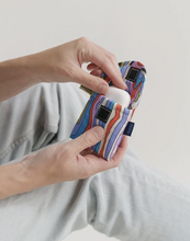 Load image into Gallery viewer, Baggu Puffy Earbuds Case
