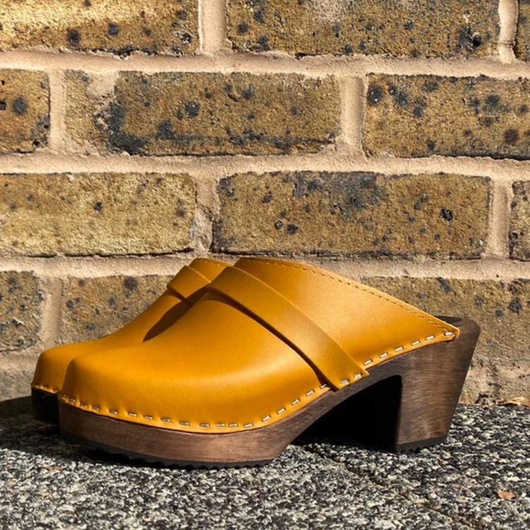 Lotta High-Heel Honey Clogs – Girl on the Wing