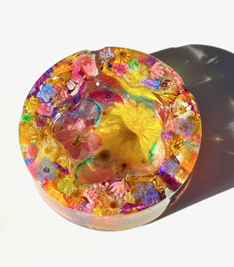 Large Flower Ashtray by Eau Claire Resin