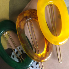Load image into Gallery viewer, Groovy Snap-Back Barrette
