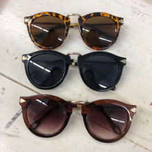 Load image into Gallery viewer, The Everyday Sunnies
