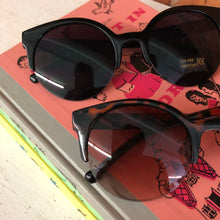 Load image into Gallery viewer, Super Summer Sunnies
