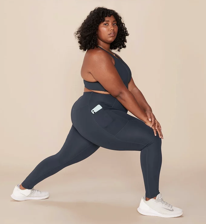 Girlfriend top in leggings
