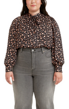 Load image into Gallery viewer, Plus: Floral Bow Blouse
