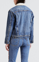 Load image into Gallery viewer, Levi&#39;s Sherpa Denim Jacket
