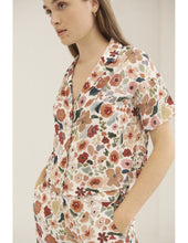 Load image into Gallery viewer, Garden Bouquet Easy Blouse

