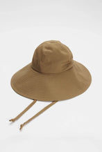 Load image into Gallery viewer, Baggu: Soft Sun Hat
