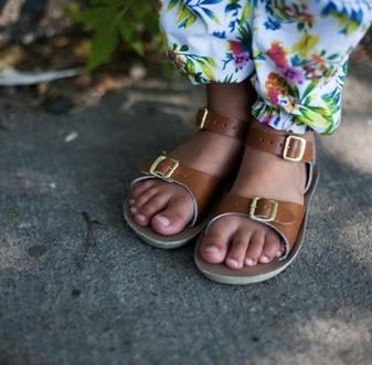 Kids Saltwaters Surfer