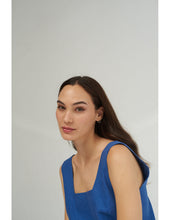 Load image into Gallery viewer, Marine Blue Linen Top
