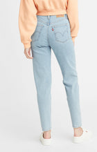 Load image into Gallery viewer, LEVI&#39;S: Mom

